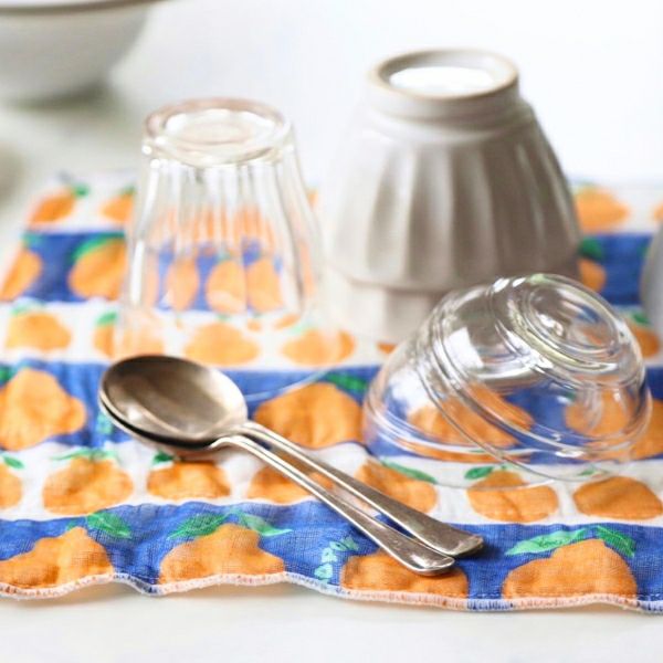 Shirayuki Fukin kitchen cloth in Dekopon, hanging to dry